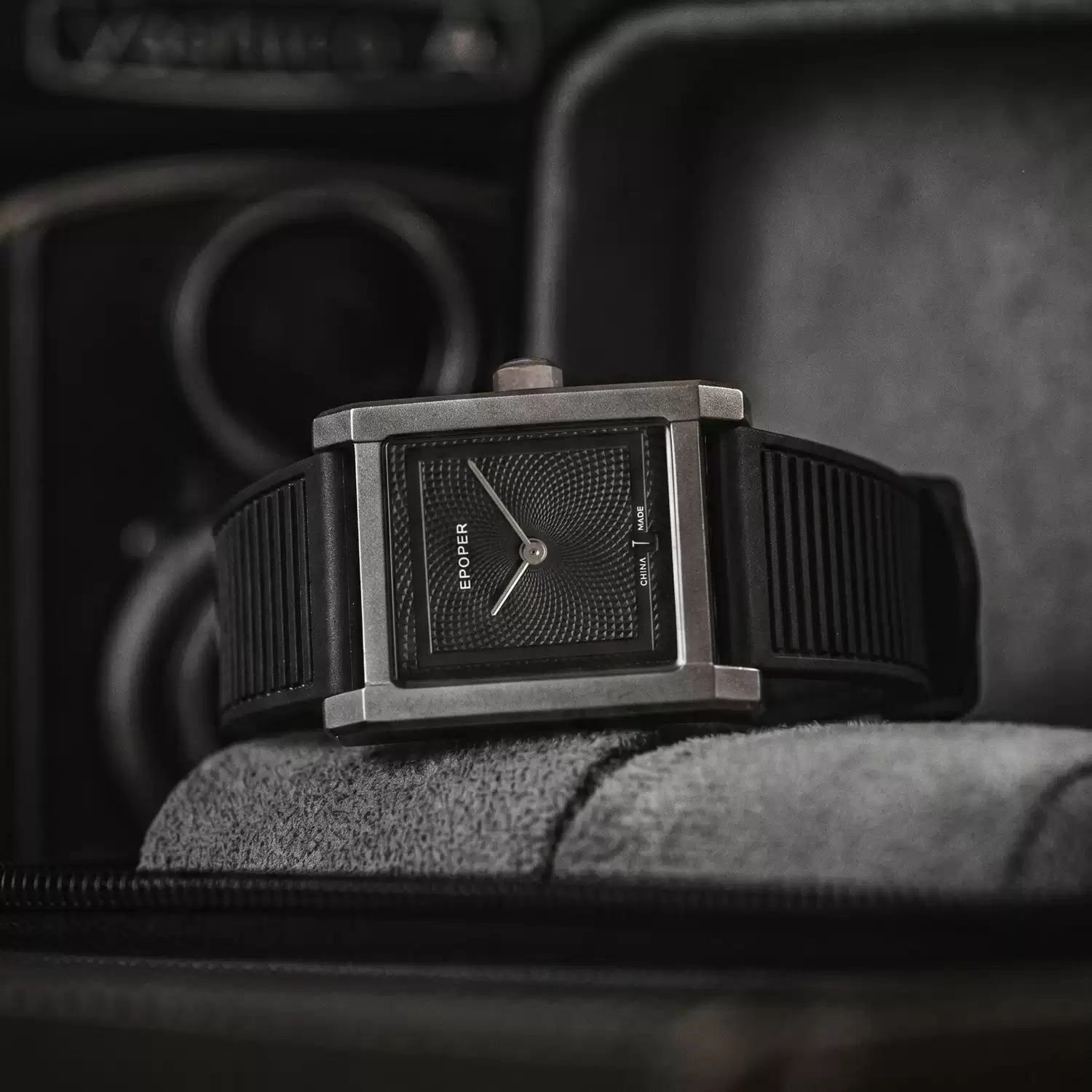 นาฬิกาข้อมือผู้ชายหน้าปัดทรงสี - Smartwatch Square Watches For Men บทวิจารณ์และราคา